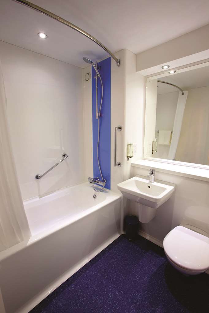 Travelodge Dundee Strathmore Avenue Camera foto