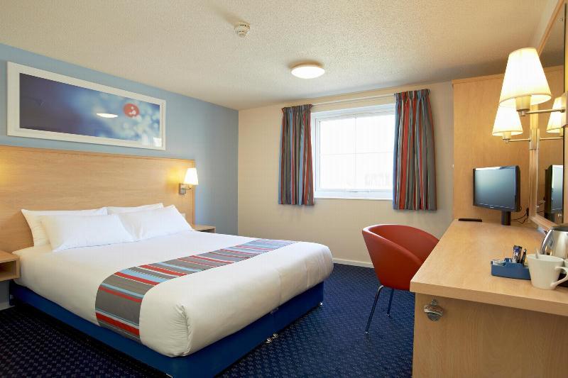 Travelodge Dundee Strathmore Avenue Esterno foto
