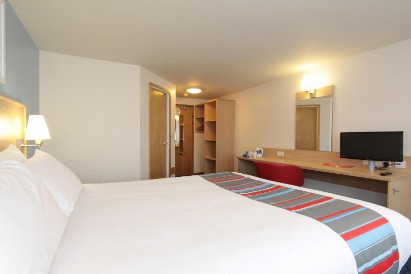 Travelodge Dundee Strathmore Avenue Esterno foto